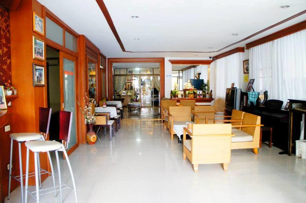 Vipa House Hotel Чиангмай Екстериор снимка