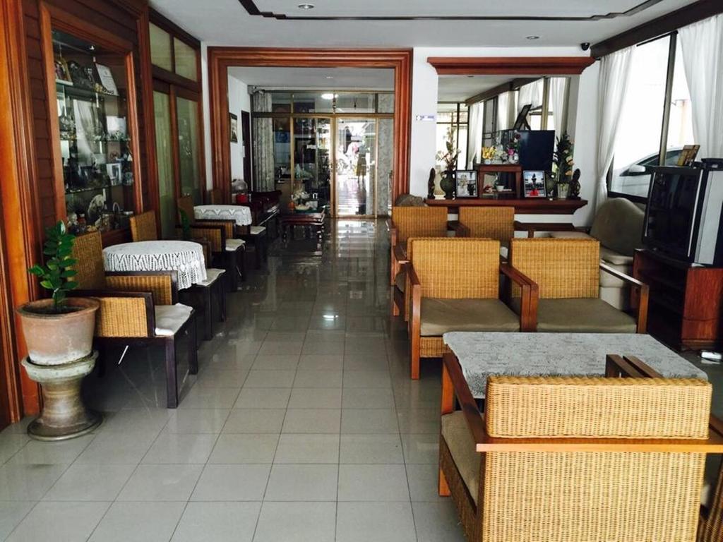 Vipa House Hotel Чиангмай Екстериор снимка