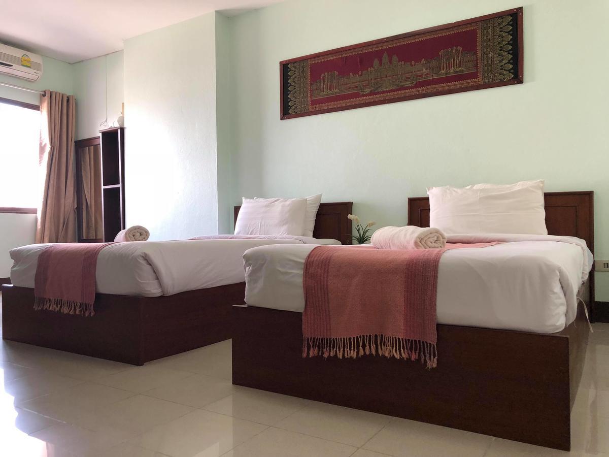 Vipa House Hotel Чиангмай Екстериор снимка