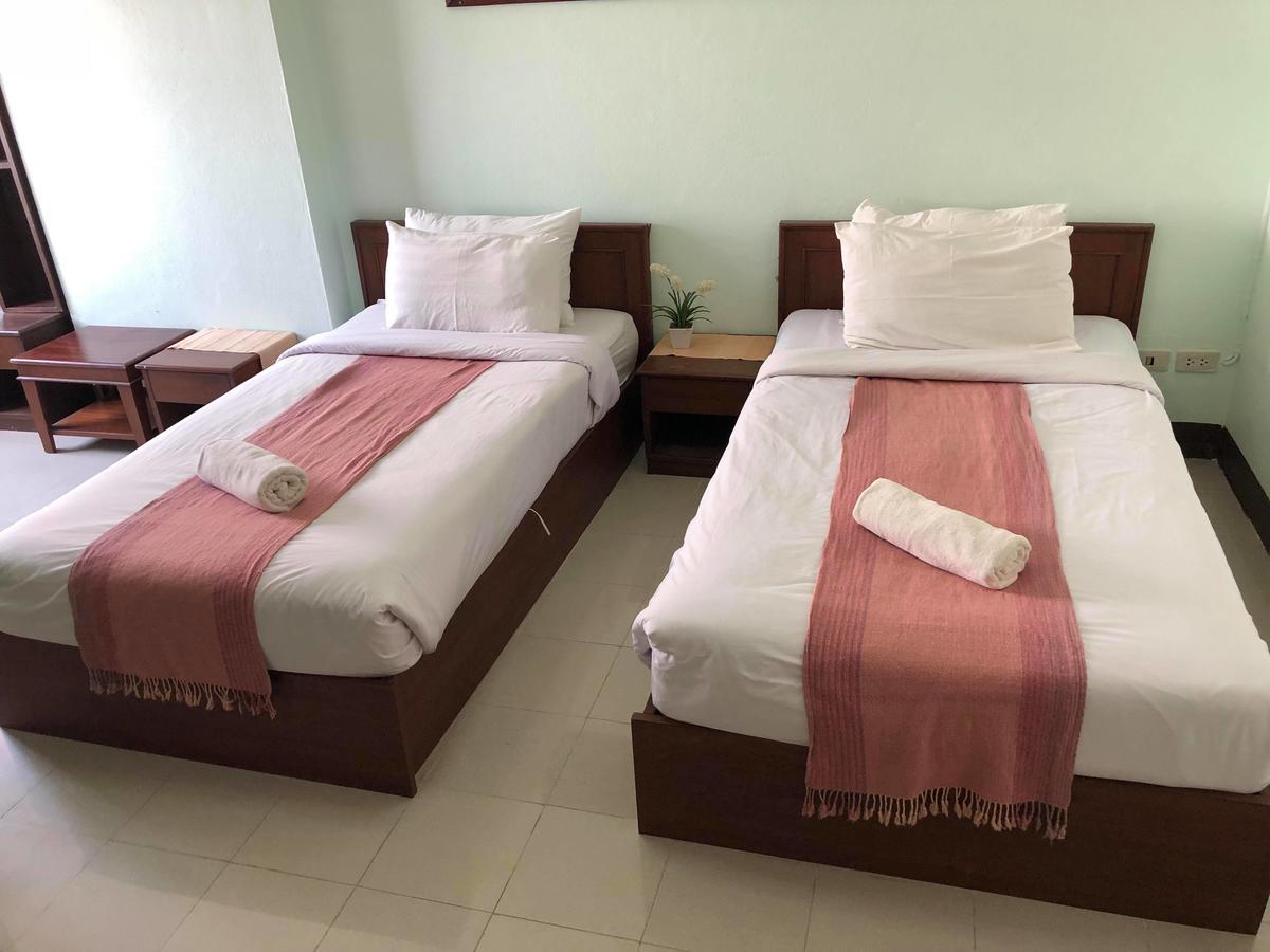 Vipa House Hotel Чиангмай Екстериор снимка