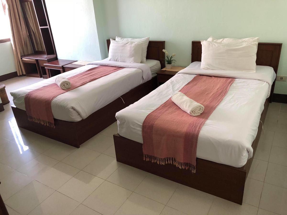 Vipa House Hotel Чиангмай Екстериор снимка