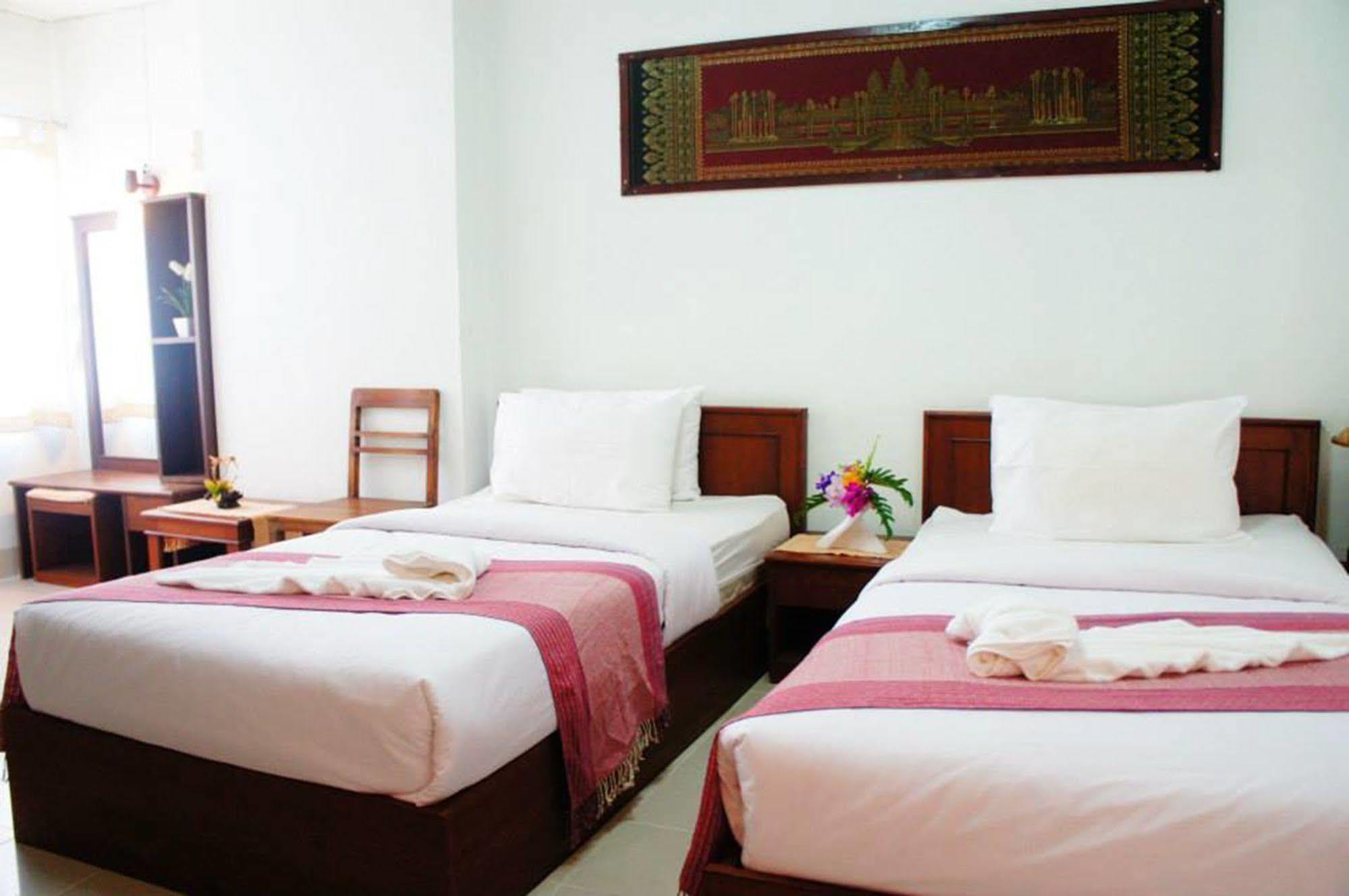 Vipa House Hotel Чиангмай Екстериор снимка