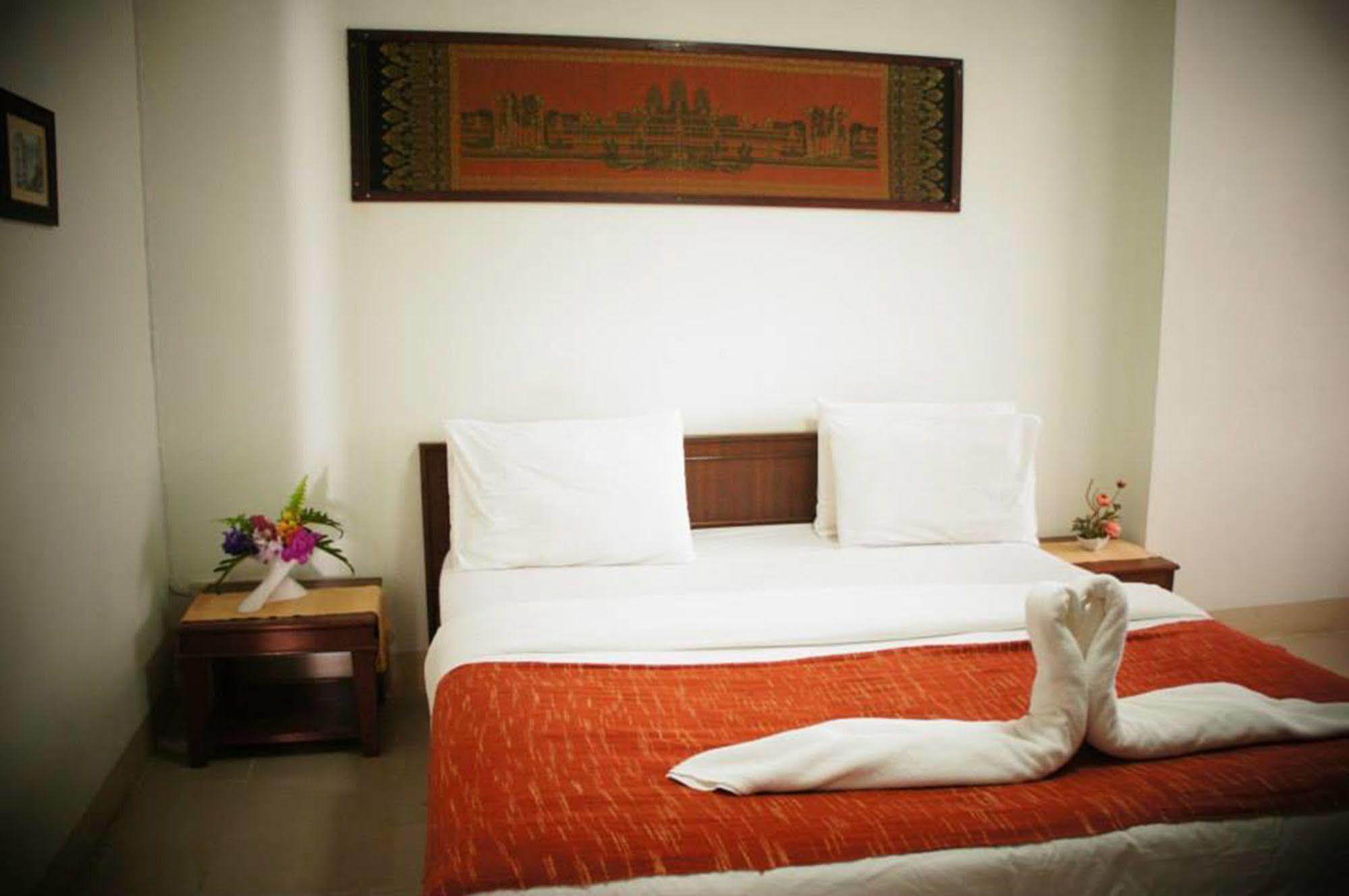 Vipa House Hotel Чиангмай Екстериор снимка