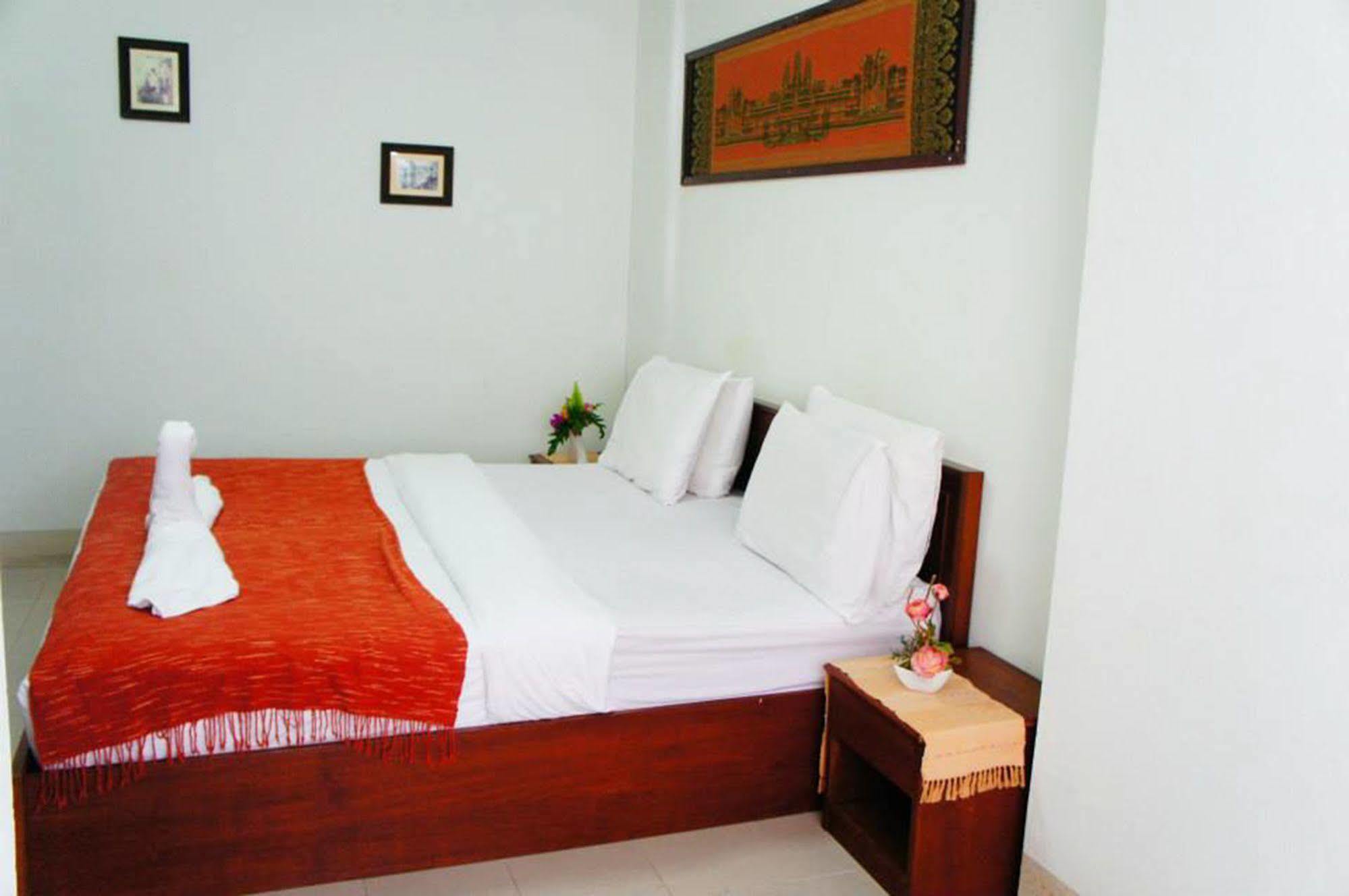 Vipa House Hotel Чиангмай Екстериор снимка